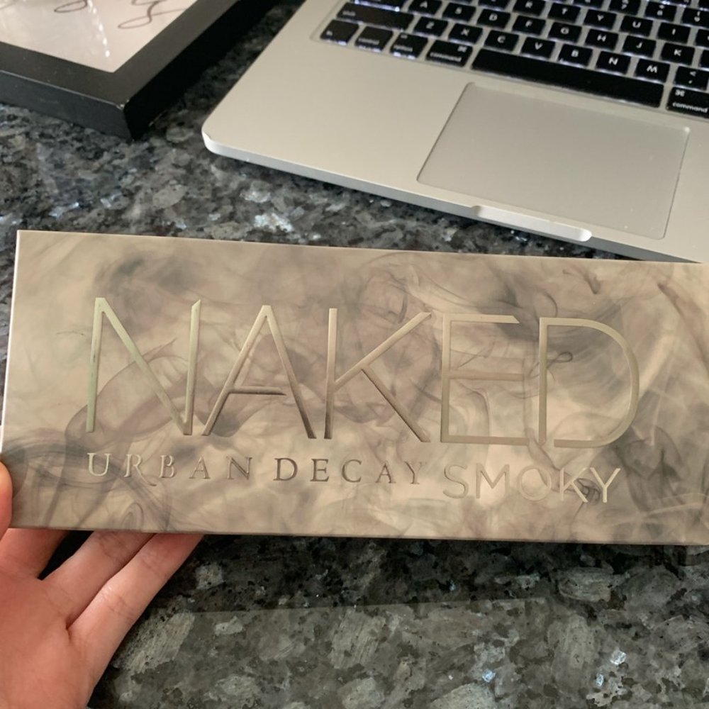 urban decay smoky palette